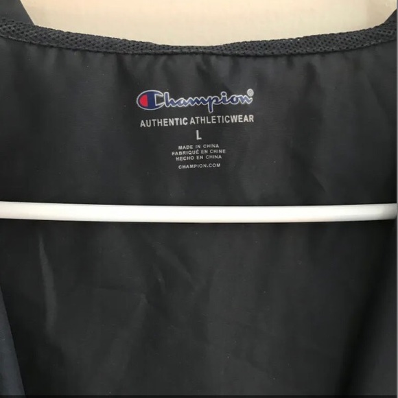 Champion Windbreaker jacket With hood -Unisex- (L) - Picture 6 of 8